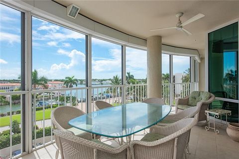 Photo of 3971 Gulf Shore BLVD N #505, NAPLES, FL 34103 (MLS # 225074299)