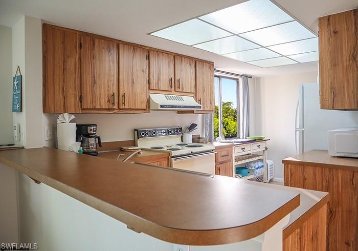 FAIRVIEW ISLES CONDO - Residential