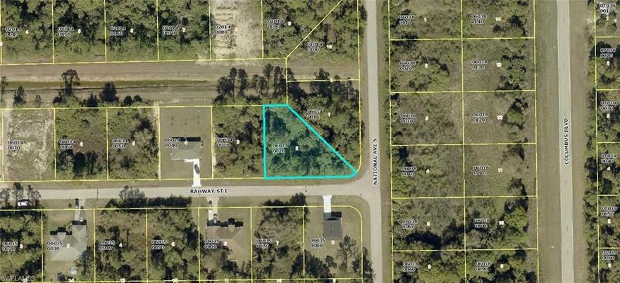 This oversized vacant lot is in the perfect spot to build your dream home or if you prefer, hold on to it and add to your investment portfolio. Easy access to local amienities, schools, parks, and shopping. This area is experiencing plenty of growth and development making it a wonderful opportunity to own now,.