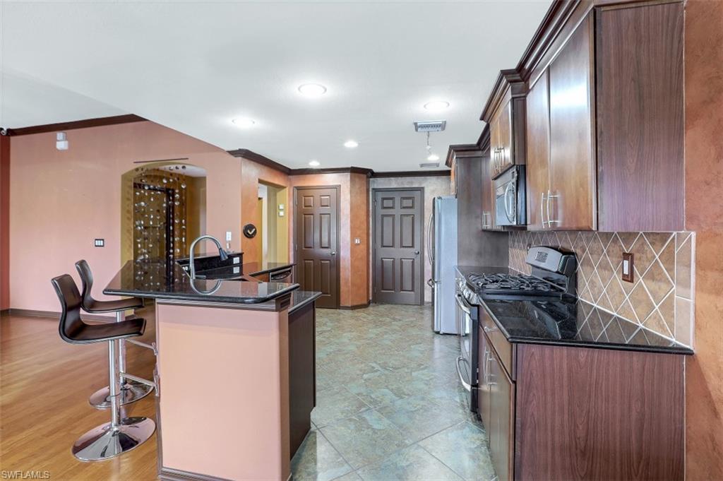 THE RESERVE AT ESTERO - Residential