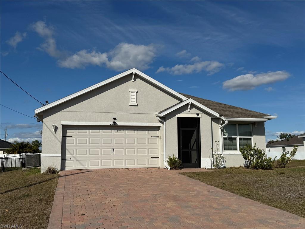 CAPE CORAL - Residential
