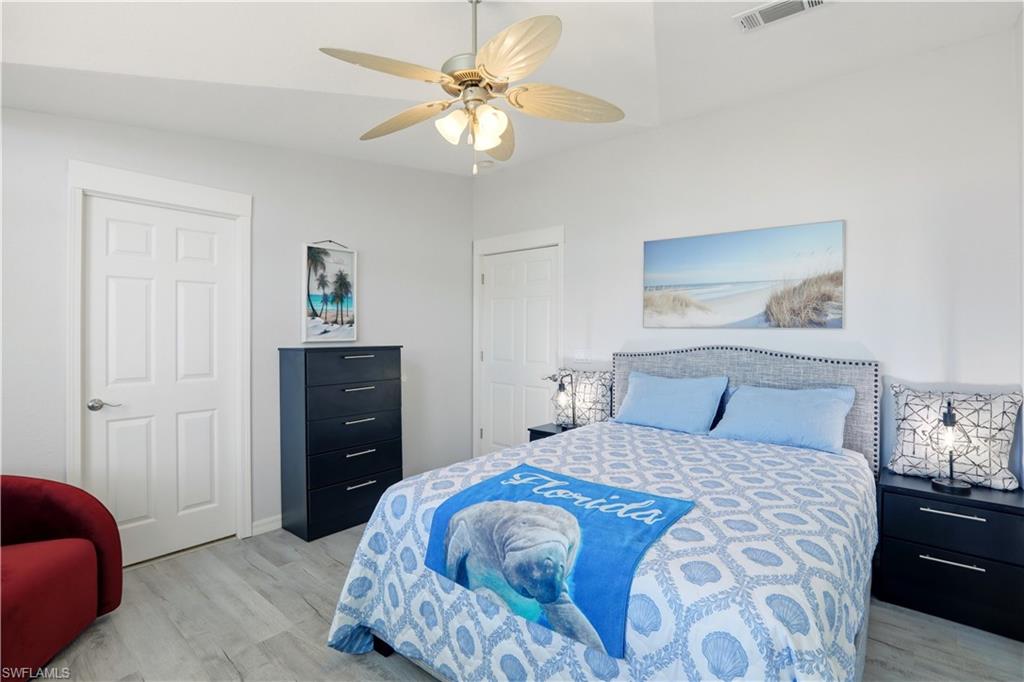 SUNSET - Residential Lease