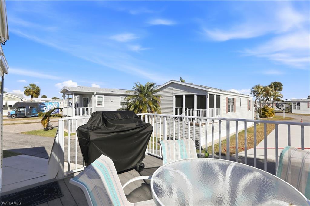 SUNSET - Residential Lease