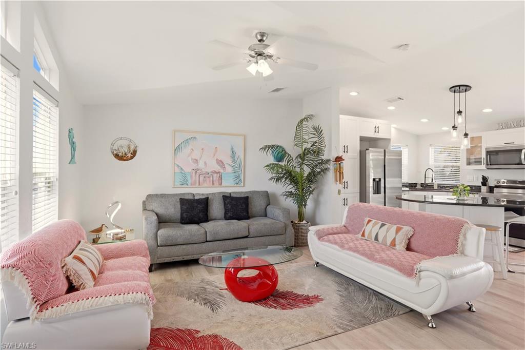 SUNSET - Residential Lease