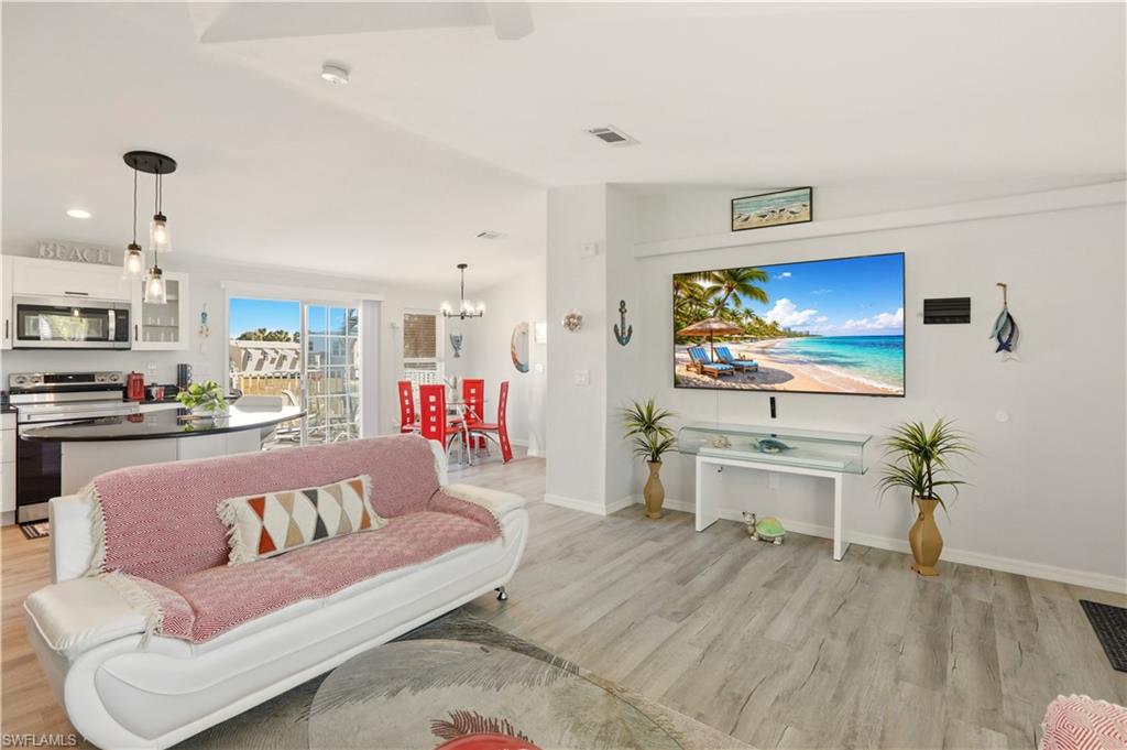 SUNSET - Residential Lease