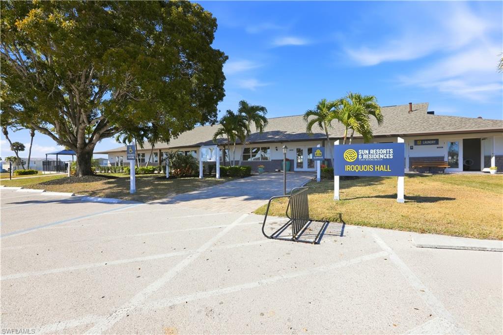 SUNSET - Residential Lease