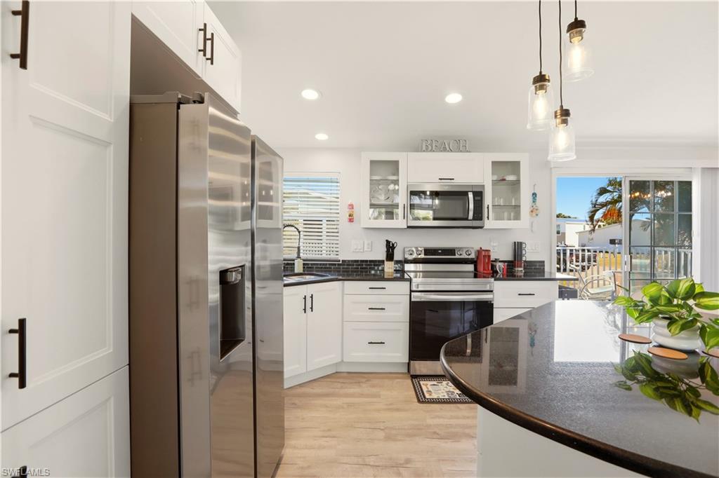 SUNSET - Residential Lease