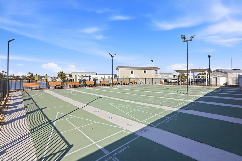 SUNSET - Residential Lease