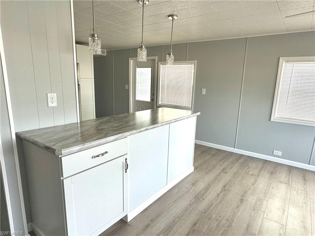 IMPERIAL HARBOR - Residential