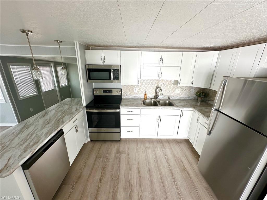 IMPERIAL HARBOR - Residential