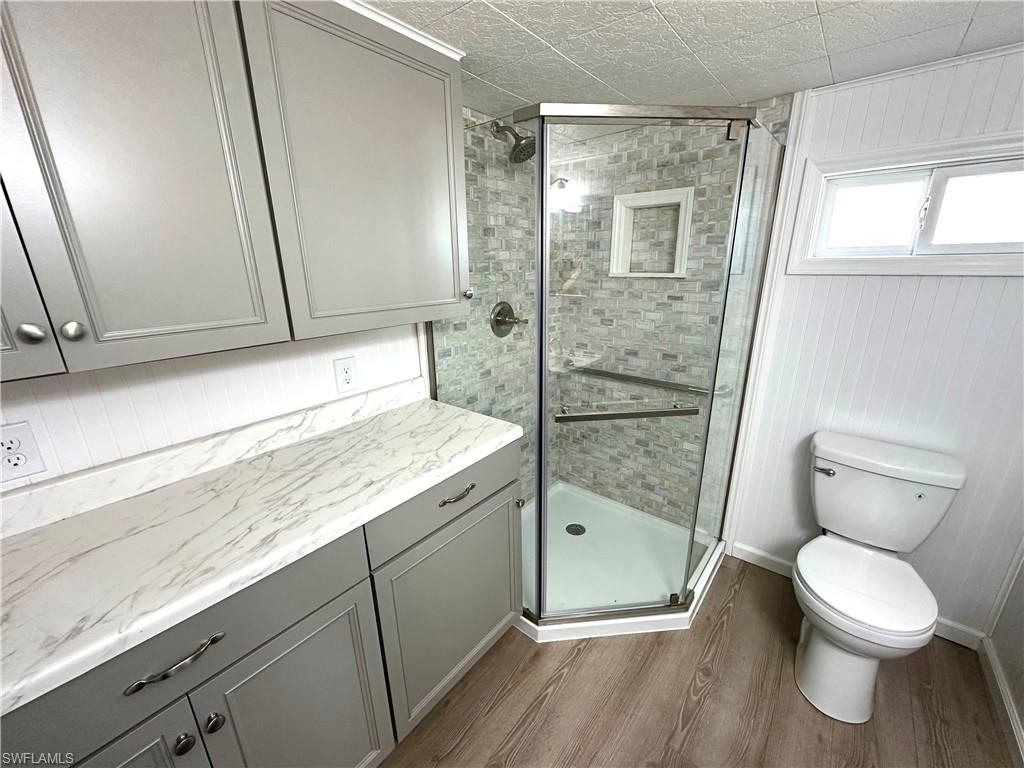 IMPERIAL HARBOR - Residential