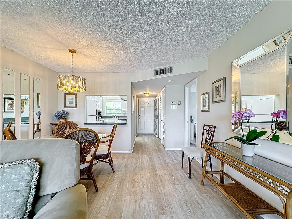 TURTLE LAKE GOLF COLONY - Residential Lease