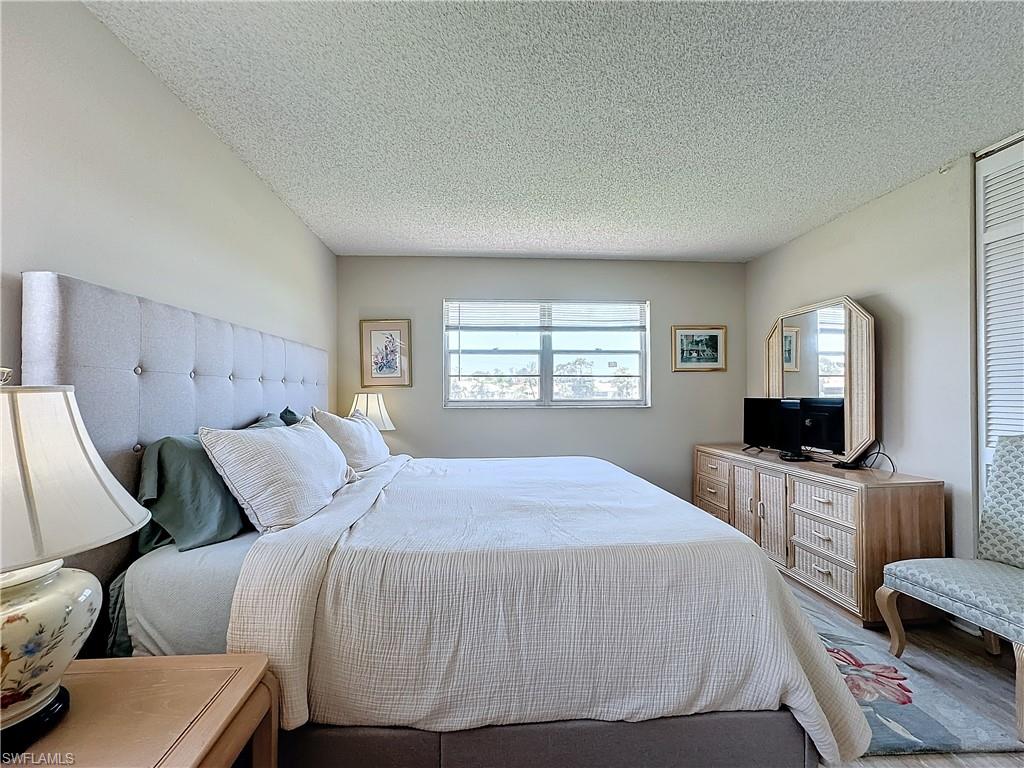 TURTLE LAKE GOLF COLONY - Residential Lease