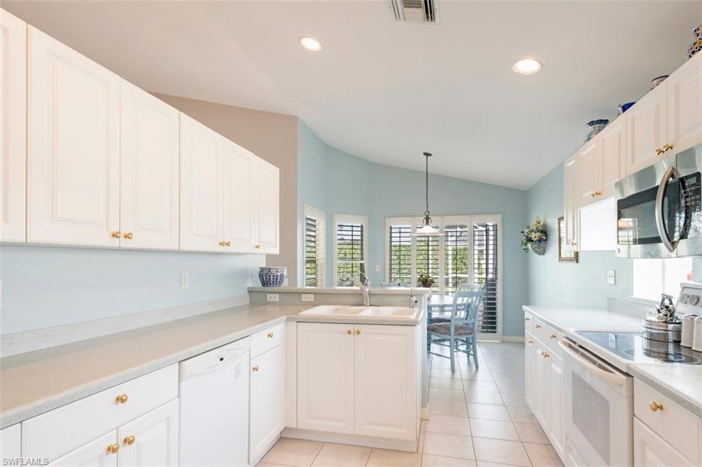 BOUGAIN VILLAGE - Residential