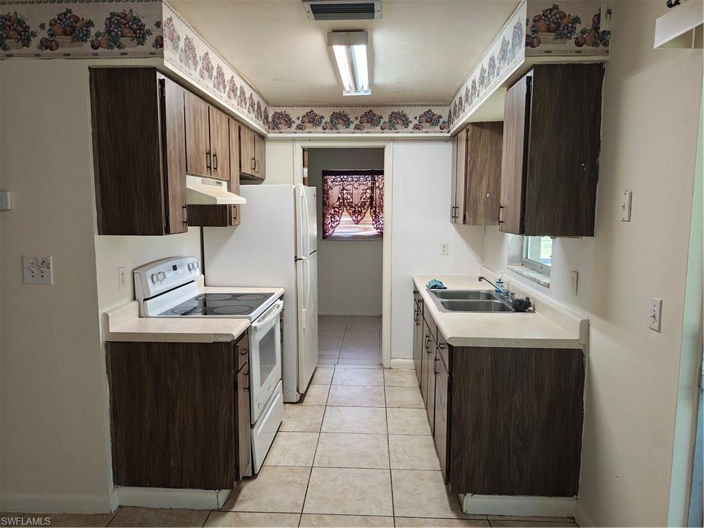 NORTH FORT MYERS - Residential