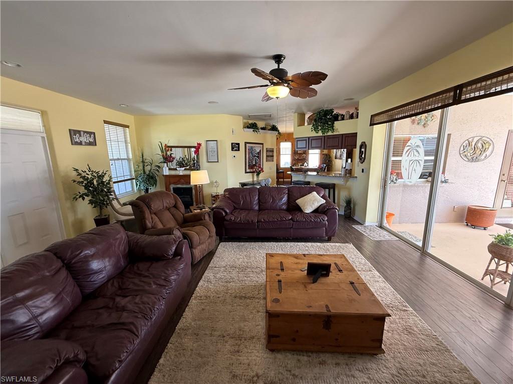 CAPE CORAL - Residential Lease