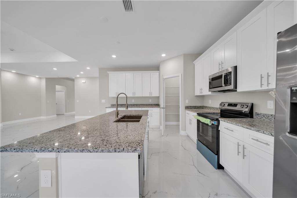 LEHIGH ACRES - Residential Lease