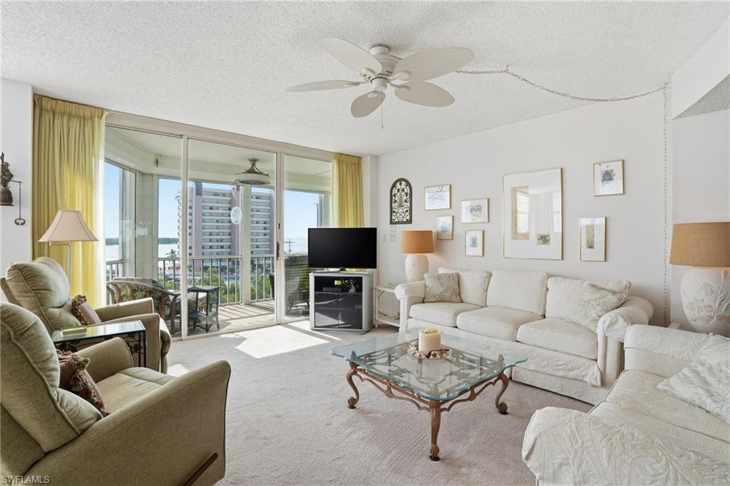 MARINA TOWERS & YACHT CLUB - Residential