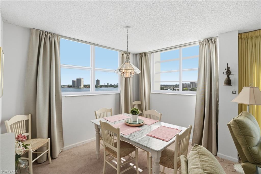 MARINA TOWERS & YACHT CLUB - Residential