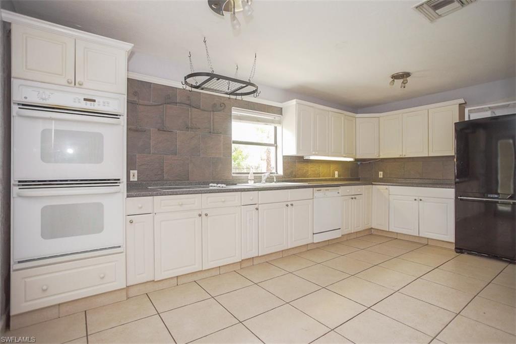 GOLDEN GATE CITY - Residential