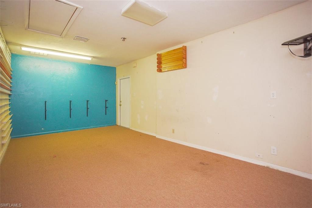 GOLDEN GATE CITY - Residential