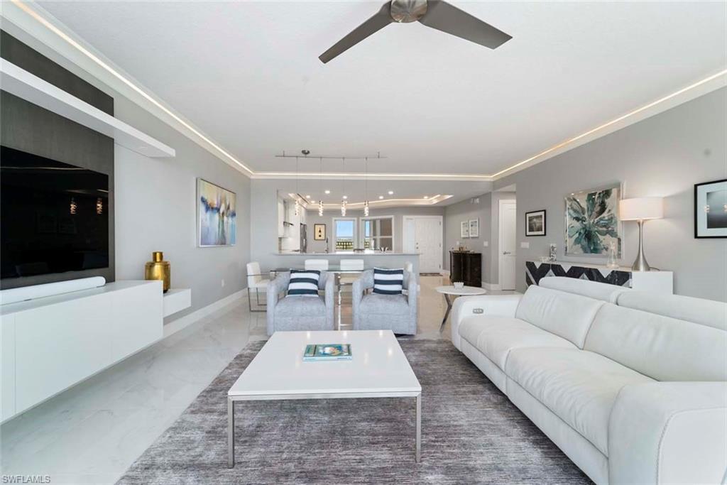 BAREFOOT BEACH CLUB - Residential