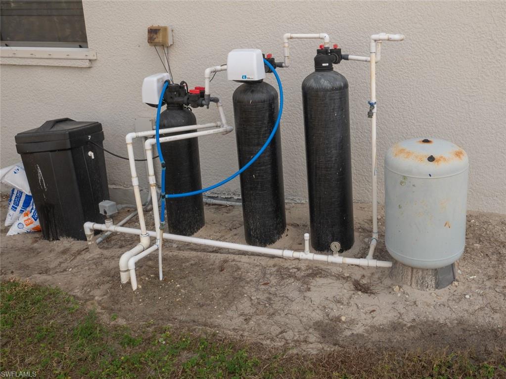 SAN CARLOS PARK - Residential