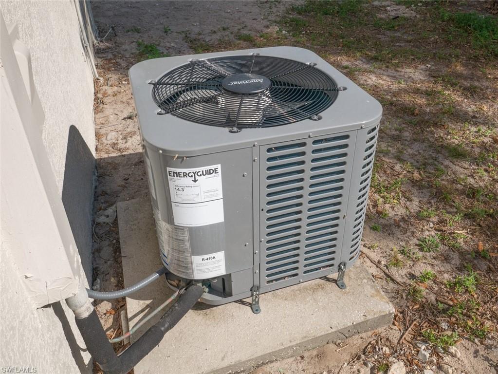 SAN CARLOS PARK - Residential