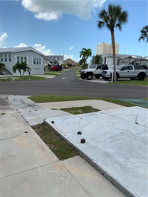 PALMETTO PALMS R V - Land