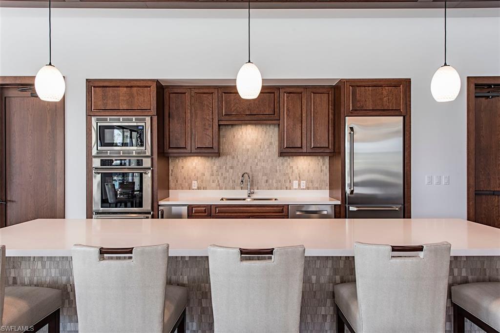 ADMIRALTY POINT - Residential