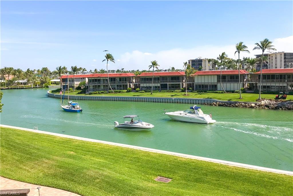 ADMIRALTY POINT - Residential