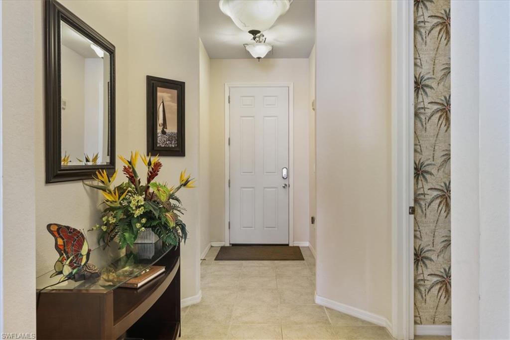 PARADISE POINT - Residential