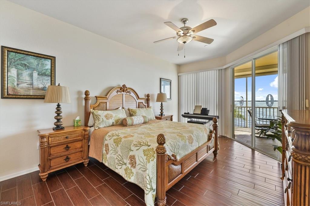 PARADISE POINT - Residential