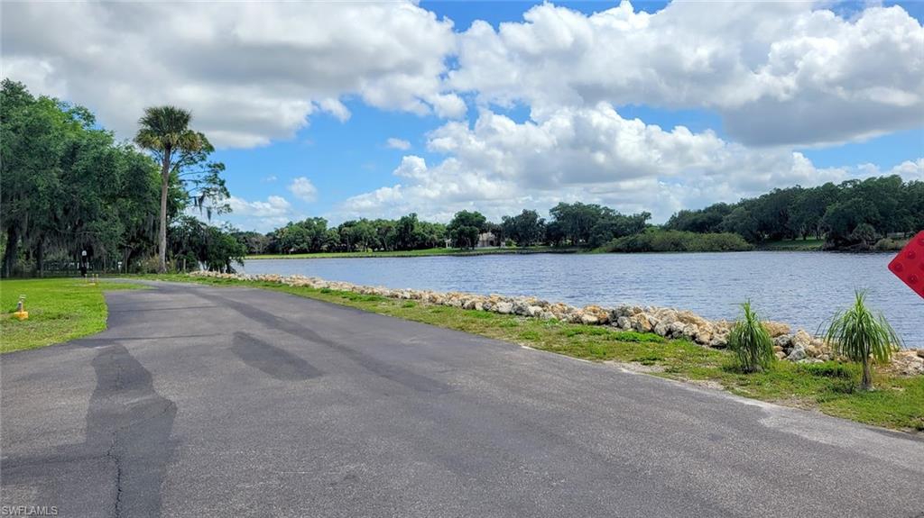 OAK PARK VILLAGE CO-OP INC - Residential