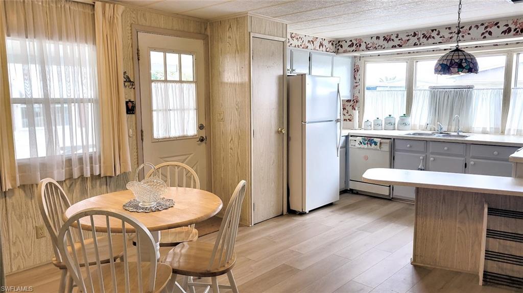 OAK PARK VILLAGE CO-OP INC - Residential