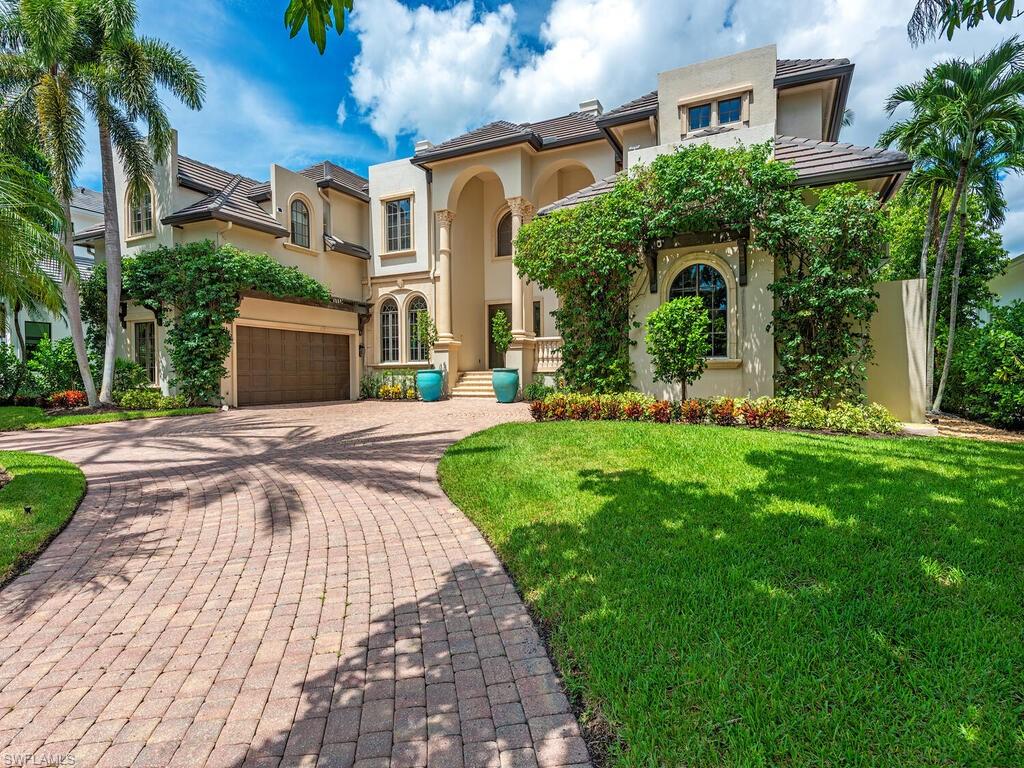 AQUALANE SHORES - Residential