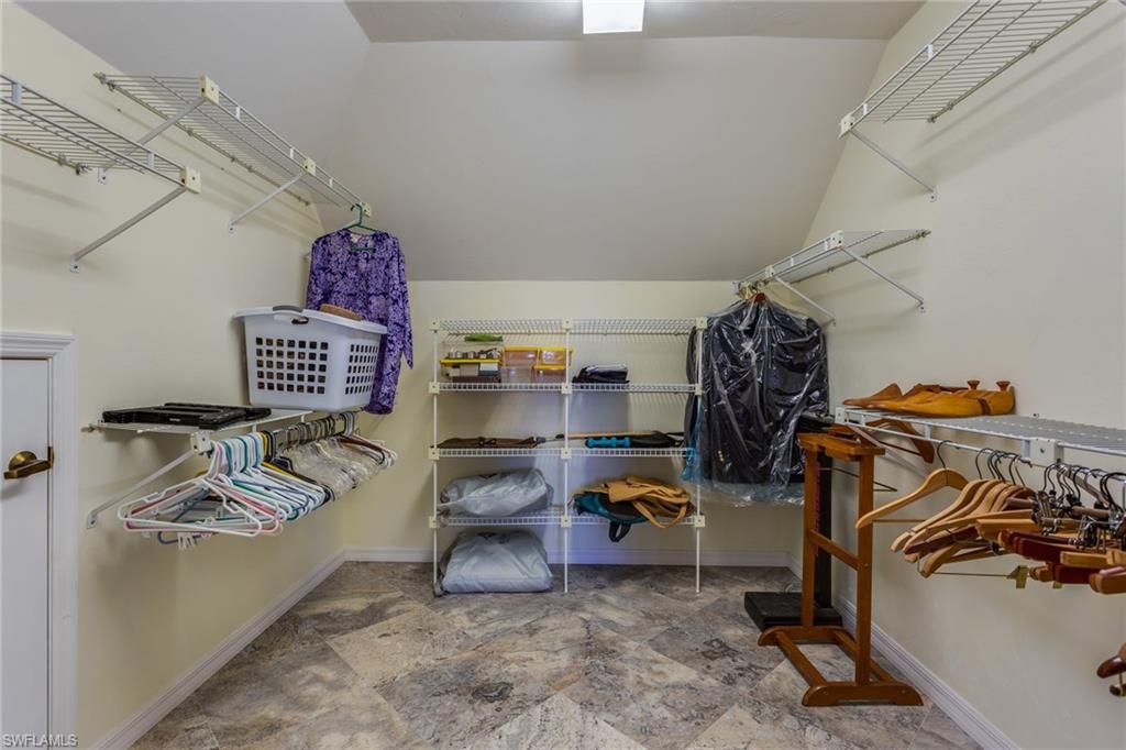 PALM ISLES - Residential