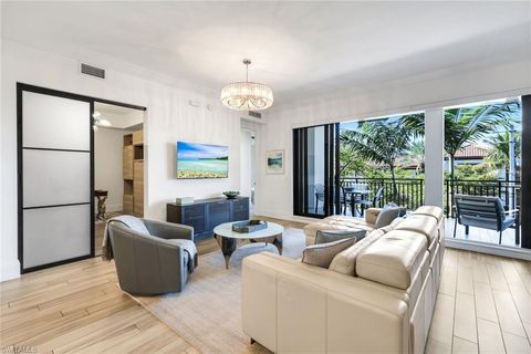 Photo of 1035 3rd AVE S #305, NAPLES, FL 34102 (MLS # 226003852)