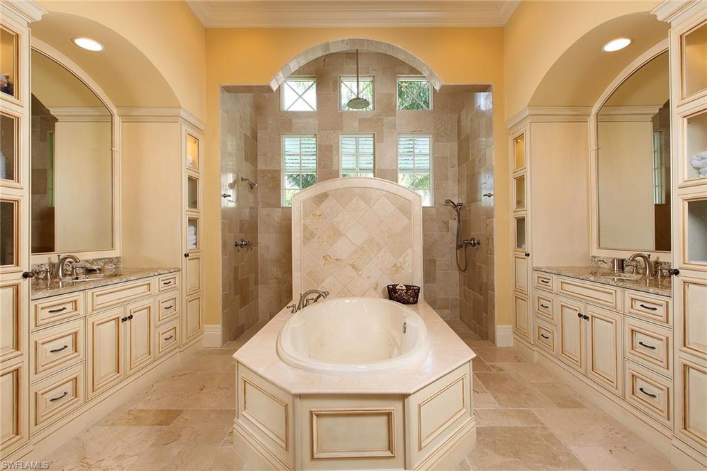 MOORINGS - Residential