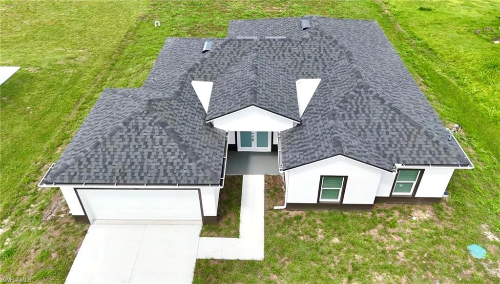 TWIN LAKE ESTATES - Residential