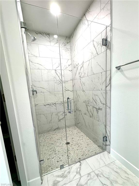 TWIN LAKE ESTATES - Residential