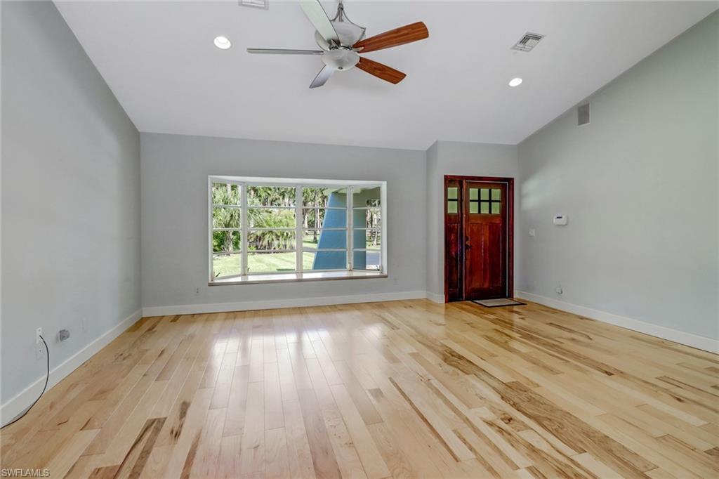 OAKES ESTATES - Residential