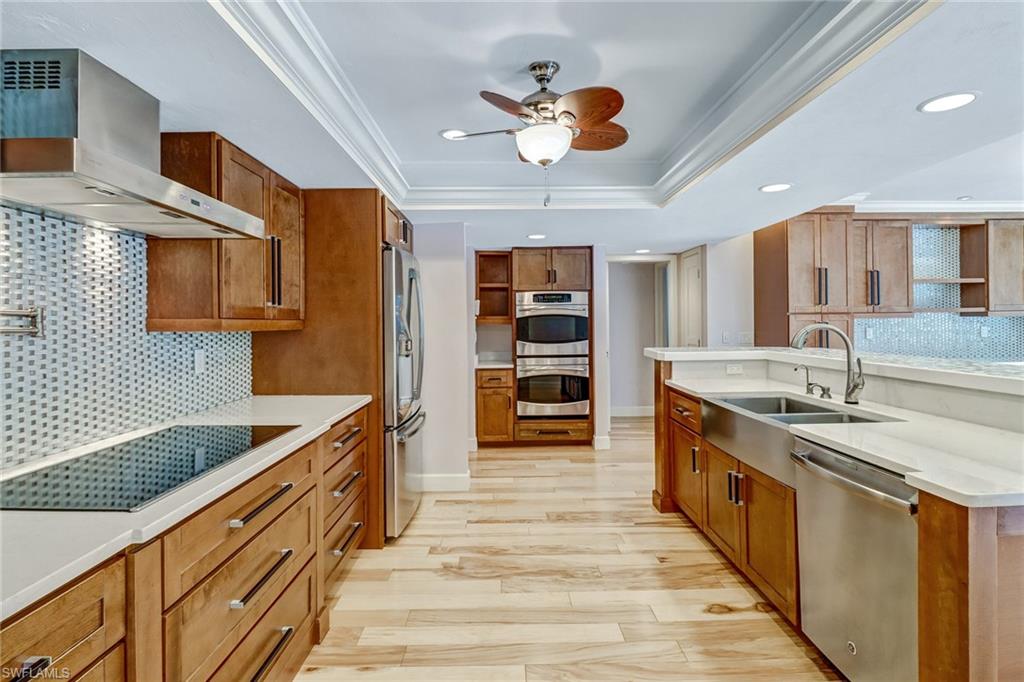 OAKES ESTATES - Residential