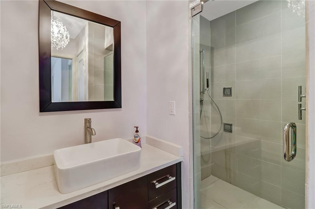 OAKES ESTATES - Residential