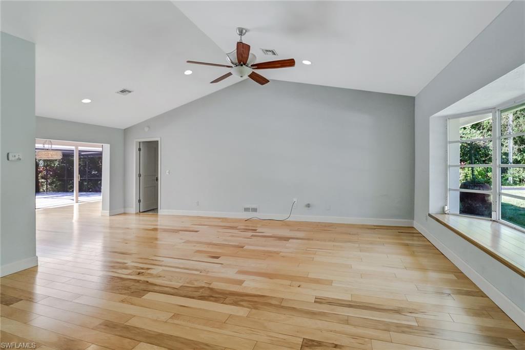 OAKES ESTATES - Residential