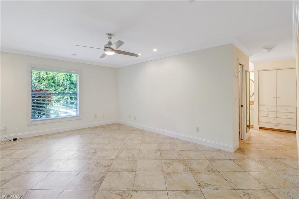 OAKES ESTATES - Residential