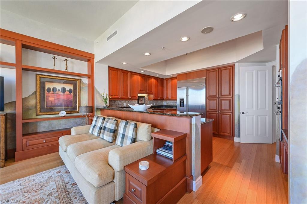 TRIESTE AT BAY COLONY - Residential