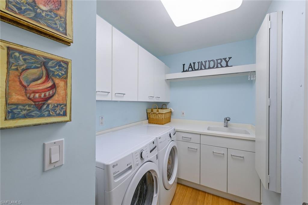 TRIESTE AT BAY COLONY - Residential