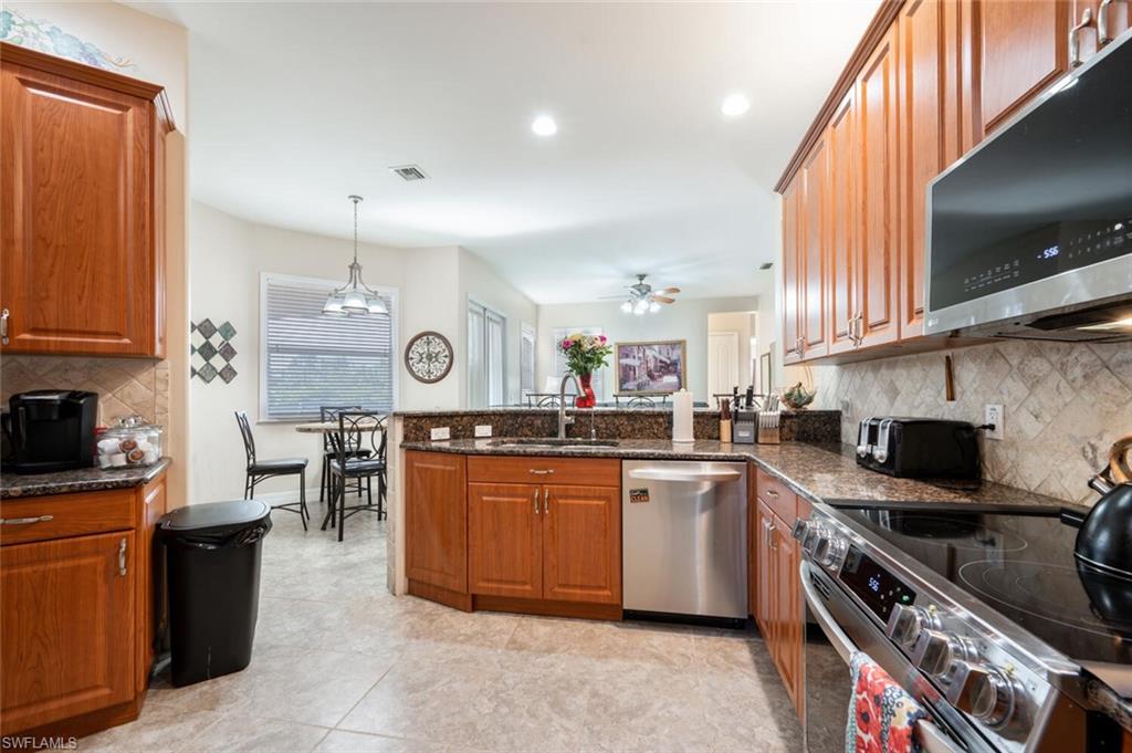 GOLDEN GATE ESTATES - Residential