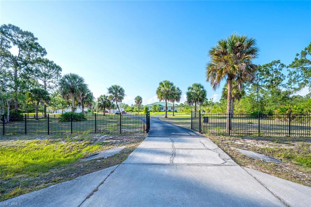 GOLDEN GATE ESTATES - Residential